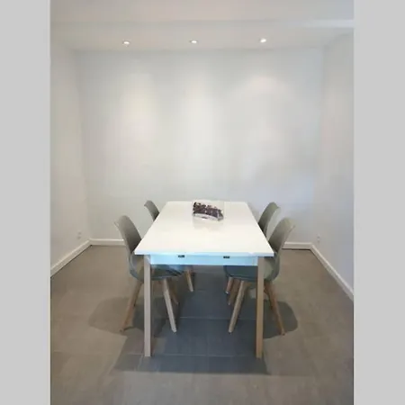 Spacieux T2 En Centre Ville *